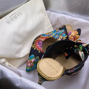 Alexandre Birman Embroidered Mules; Size - 37.
